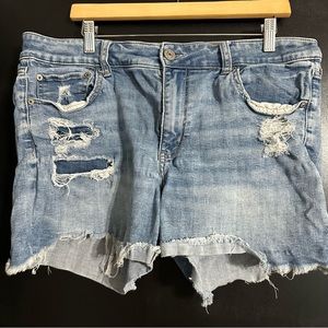 American eagle curvy hi rise  shorts size 18